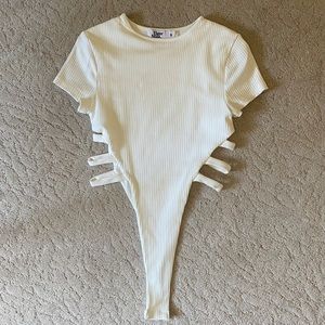 Short sleeve bodysuit